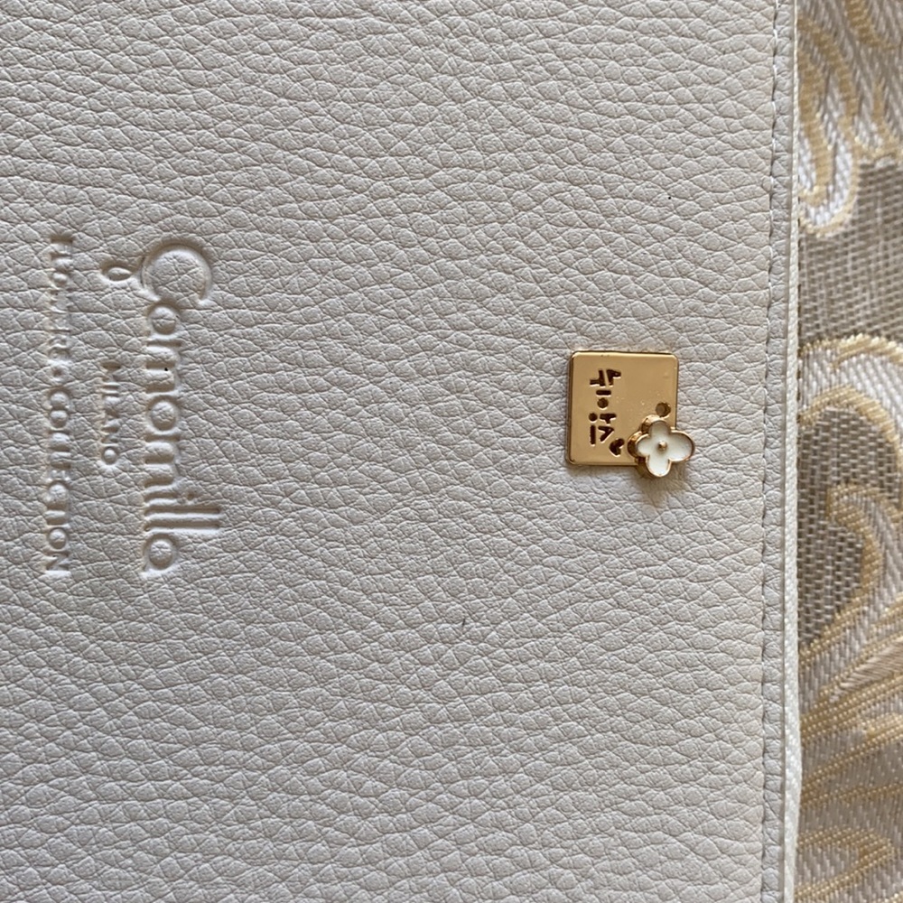 Wallet - Picture 2 of 3